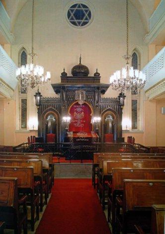 Interior view, Yüksekkaldırım Ashkenazi Synagogue